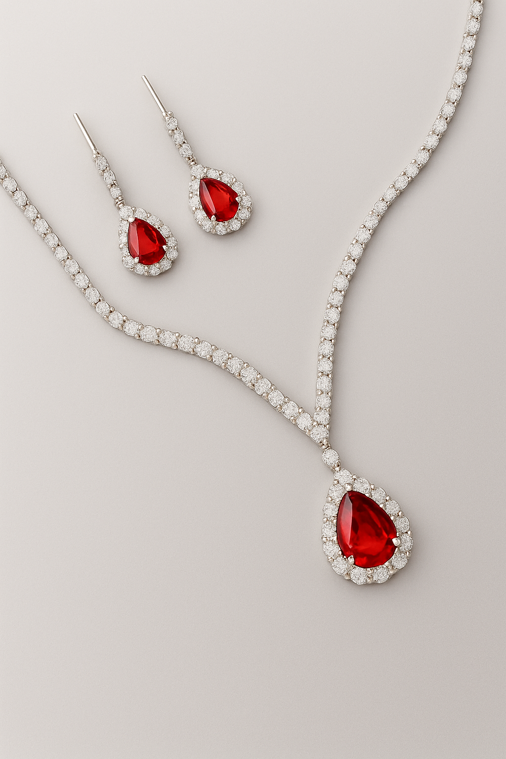 Corazón Ardiente – Collar y Aretes con Toque de Pasión